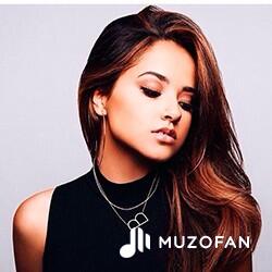 Becky G - Mala Santa