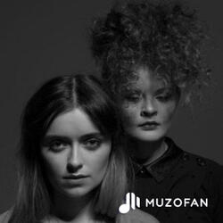 Elsa & Emilie - Ocean