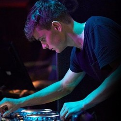 Dj Muratti - Triangle Violin Classic